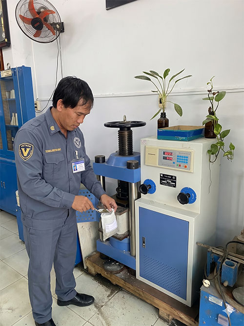 Đối chiếu chất lượng thi công